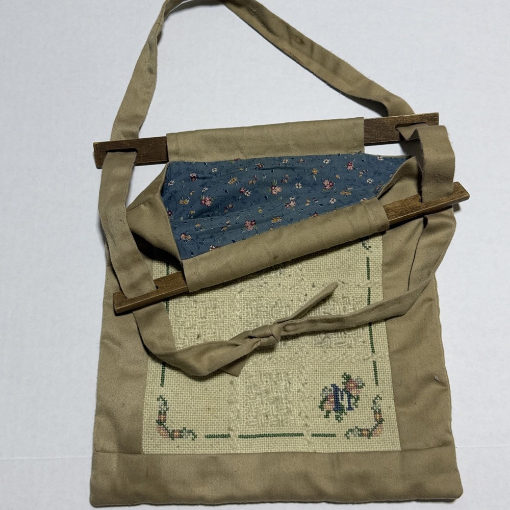 Vintage Purse Handmade Needlepoint Tote Bag Tan‎ Quit Prairie Wooden Cottagecore